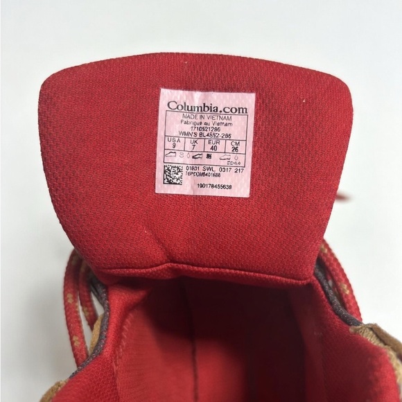 Columbia Boots - Picture 4 of 4